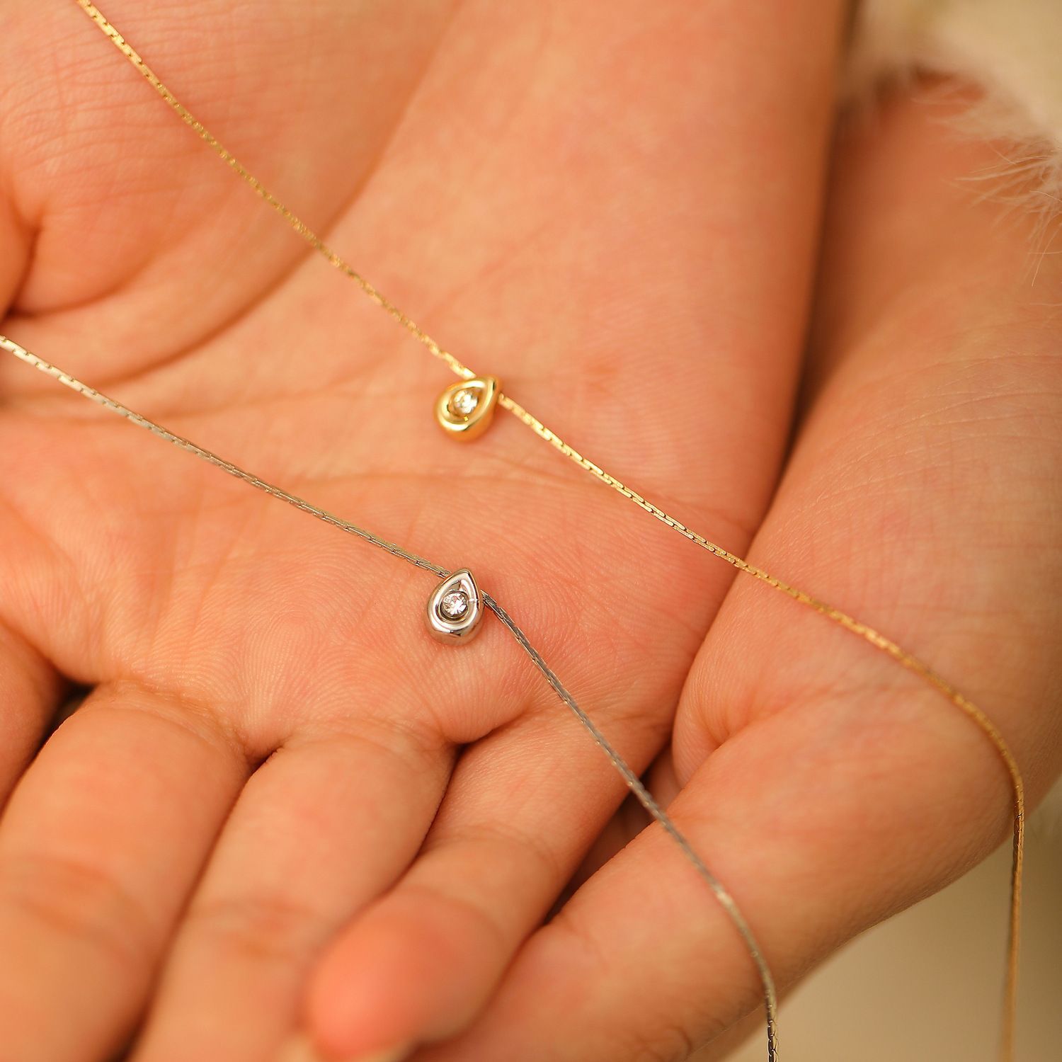Simple Fashion Water Drop Smal - Pearl Trim Chain recension och pris